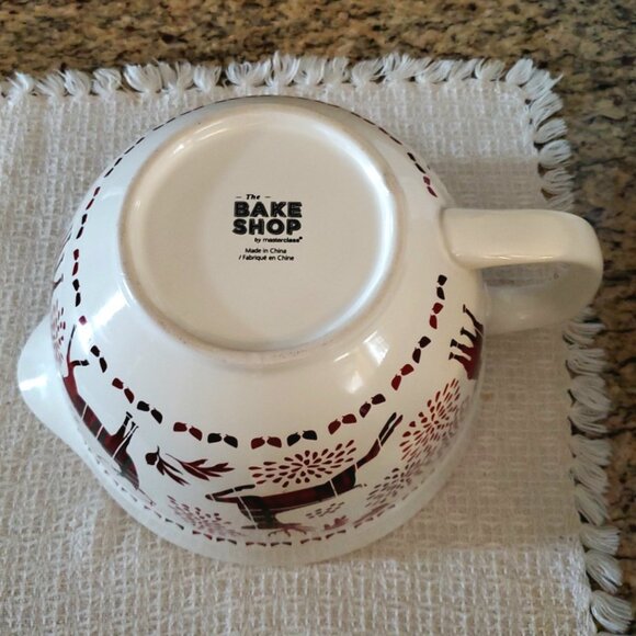 The Bake Shop by Master Class 9” Large Reindeer Ceramic Mixing Bowl with spout - Picture 4 of 7